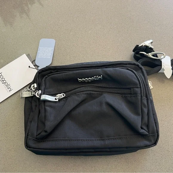 NWT Baggallini Black Triple Zip Bag - Picture 1 of 6